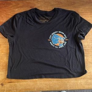 Stay hungry never rest crop tee